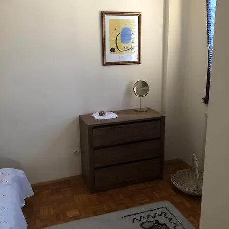 Kleo Apartment